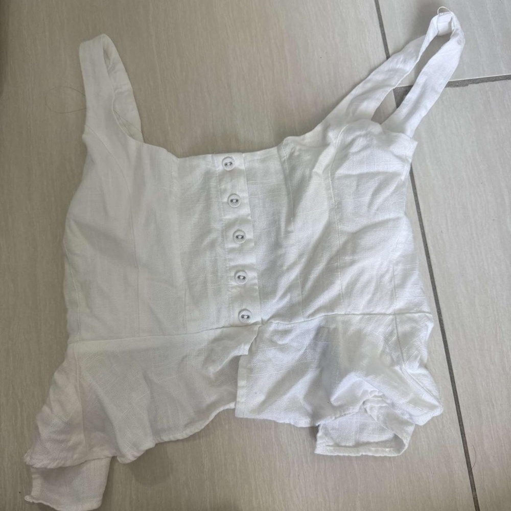 Princess Polly linen top